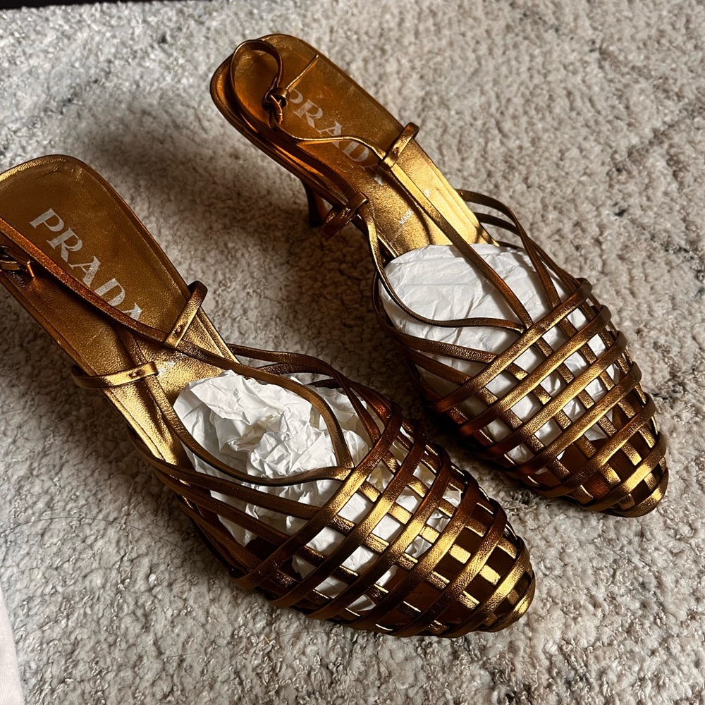 Prada Gold Leather Basket Weave Heel Shoes